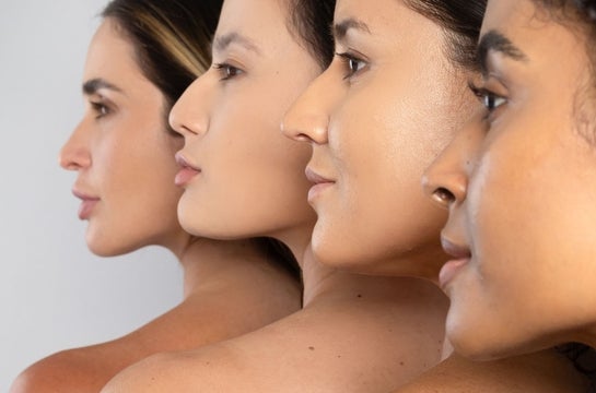 Peles diversas em perfil, com foco no controle da oleosidade e efeito rebote.